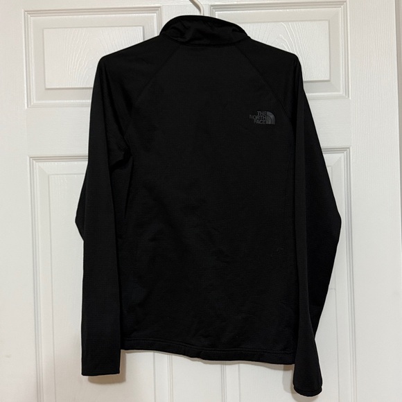 The North Face Black Half-Zip Pullover - Picture 2 of 6